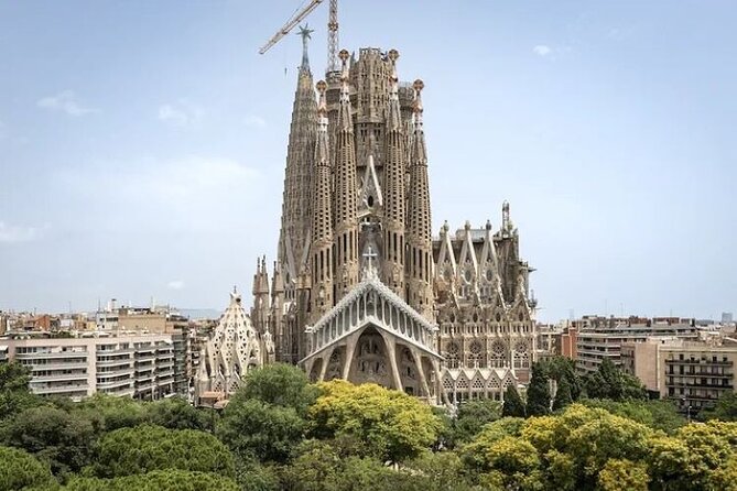 Spain tour Barcelona — Sagrada Familia cathedral at golden sunset, Armani Tours Spain cultural tour