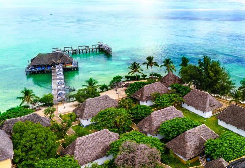Reef & Beach Resort in Paje