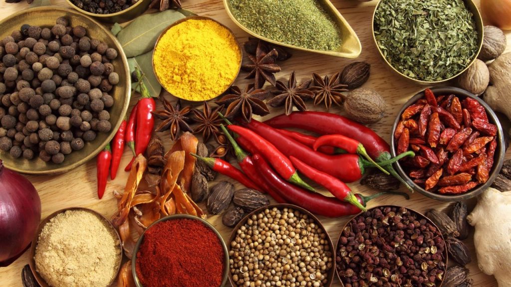 Zanzibar spices grown cloves cinnamon vanilla cardamom pepper ginger turmeric display