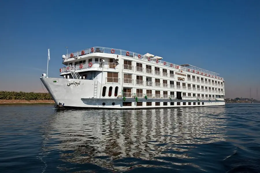 Egypt Tours 5 Diverse transportation options for Egypt tours including flights, cruises, coaches, and internal transfers
